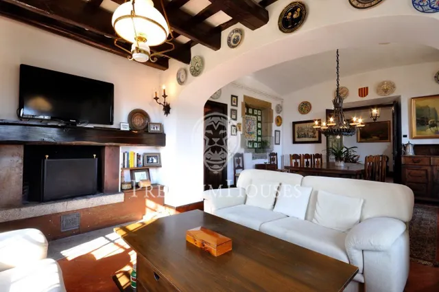 Masia en venta en el centro de Cabrera de Mar - Costa Barcelona — 11
