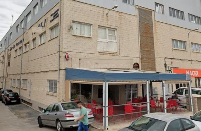 Nave Restaurante en venta en polígono carrús