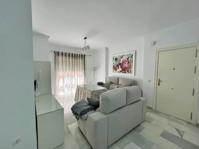 Amplio piso de 3 dormitorios en El Ejido — 4