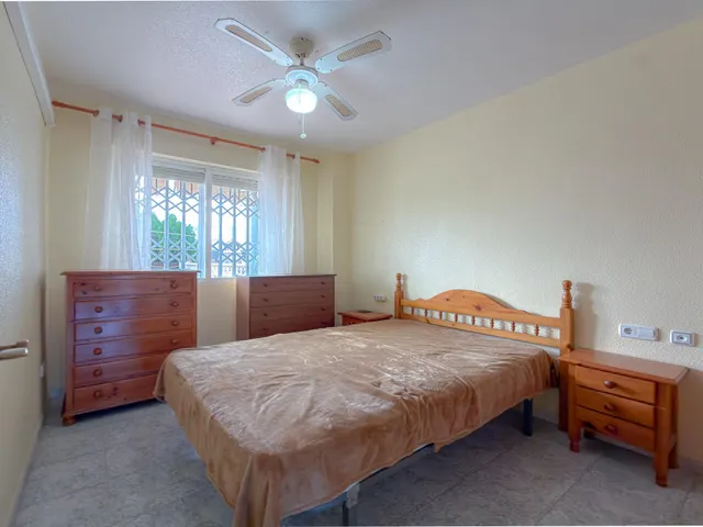 Frutales! Espectacular bungalow con 2 Amplias terrazas en urbanización exclusiva con piscina comunitaria (700 mts playa) — 14