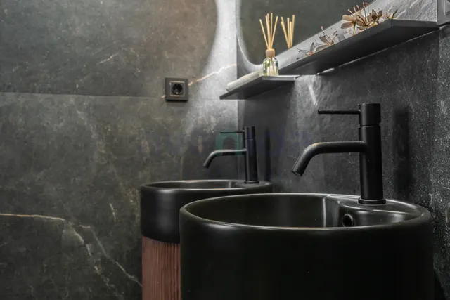 Elegante vivienda reformada de 3 dormitorios en Calle Bailén — 39
