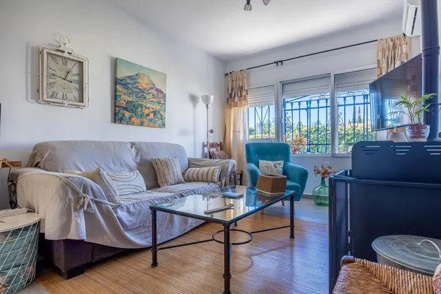 URBANIZACIÓN LA PONDEROSA — 13