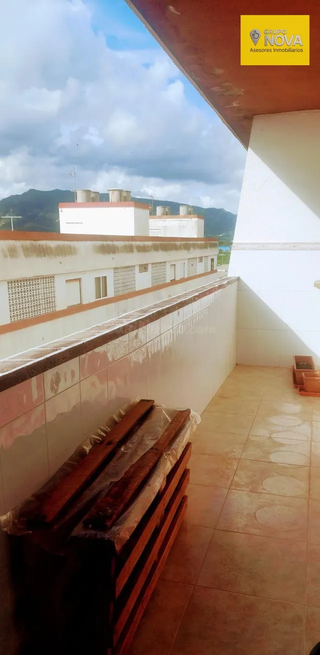 Amplio Apartamento en Tavernes de la Valldigna - Ideal para  - foto 3