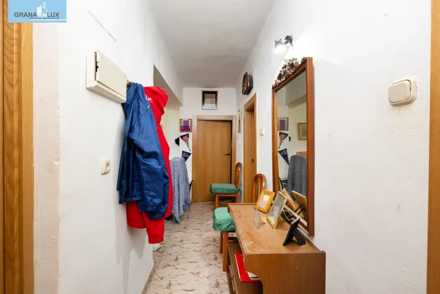 Vivienda en planta baja en el Zaidin. - foto 4