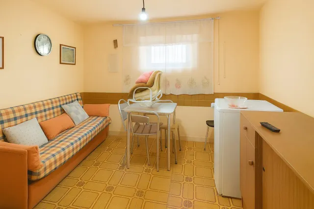 Casa con terreno urbano en Santillana del Mar — 19
