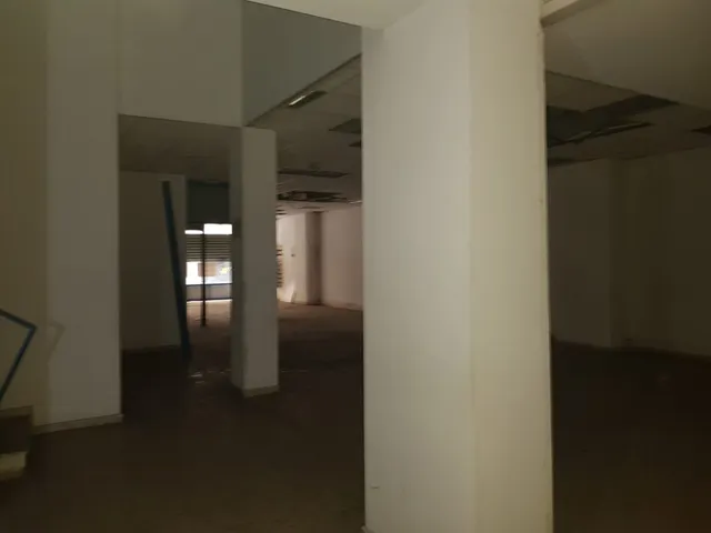 MAGNIFICO Y GRAN LOCAL EN PLENO CENTRO DE CÓRDOBA CAPITAL — 10