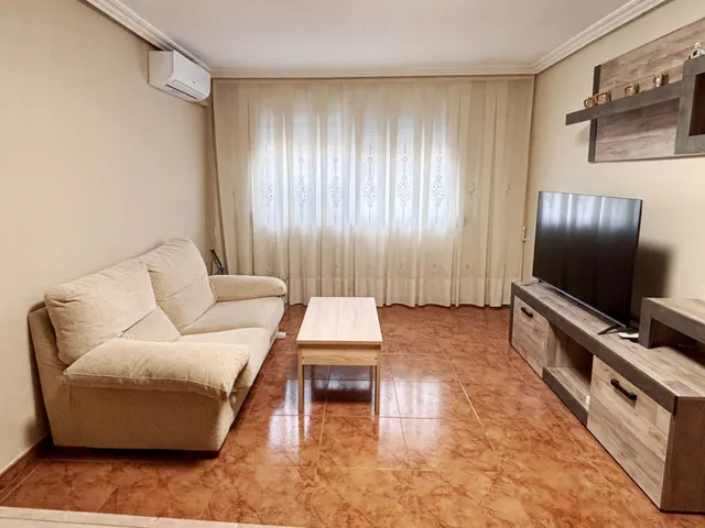 Se vende magnífico piso Zona Ayora - Pacheco y Torrens — 16