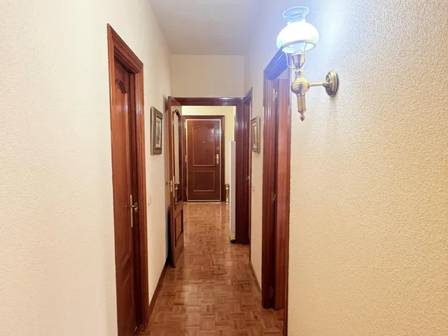 NUDA PROPIEDAD · Amplio piso exterior de 4 dormitorios con ascensor · Próximo a Serrano · Chamartín, Madrid — 31