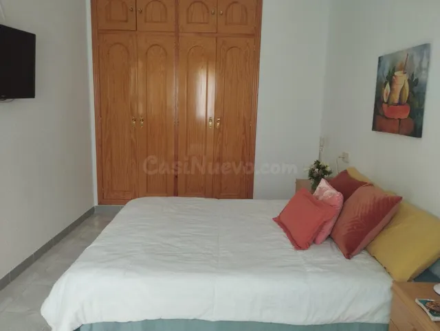 CO-LIVING EN AYORA - PRECIO 300 EUROS POR habitación, CON GA - foto 2