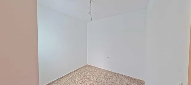 Piso luminoso con amplia terraza y ascensor en Favara (Valencia) - 4 habitaciones y 3 baños — 12