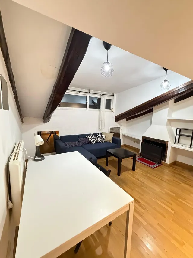 ACOGEDOR APARTAMENTO amueblado en pleno CENTRO de Madrid — 3