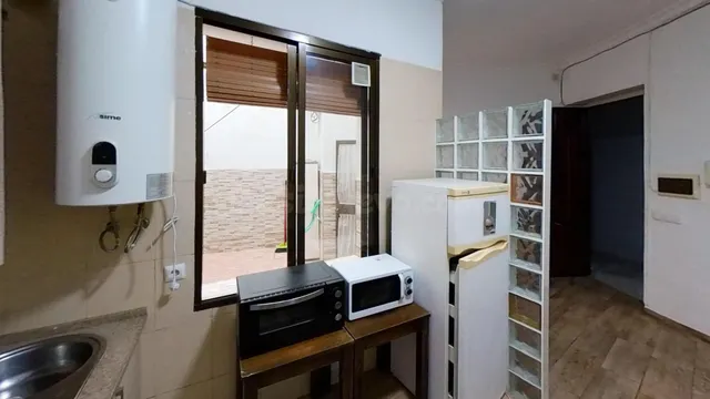 MAGNÍFICA PROPIEDAD EN CALLE DIARIO CÓRDOBA!!!!!!! - foto 4