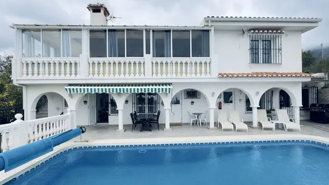 Chalet 4 habitaciones 474m² en venta - Riviera del sol — 25