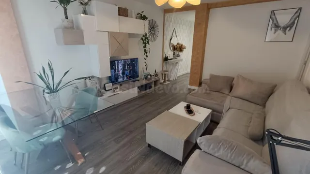 VENTA DE PISO EN ZAMORA ZONA LOS BLOQUES, HOSPITALES, CAMPUS - foto 3