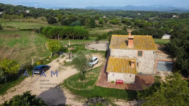 ESPECTACULAR MASIA DEL 1700 EN MAÇANET DE LA SELVA — 25
