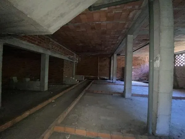 Se vende local en Cerredo, Degaña (Asturias) — 8