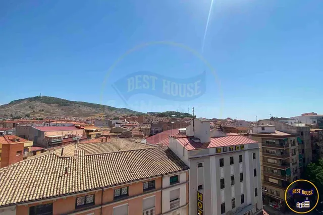 PISO EN VENTA EN PLENO CENTRO DE CUENCA — 43