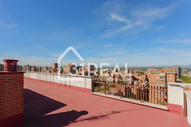 PENÚLTIMA PLANTA, VISTAS DESPEJADAS Y REFORMA DE ALTA CALIDAD EN ANTONIO MACHADO — 28