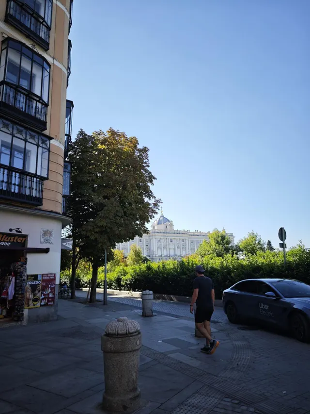 Piso en venta en Palacio junto a Plaza de España — 36