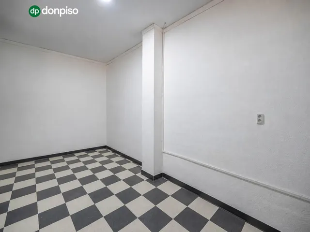 Local comercial 106m² en venta - Centro — 11
