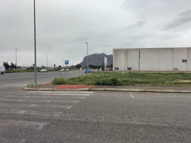 PARCELAS EN POLIGONO VIRGEN DEL CARMEN - foto 5