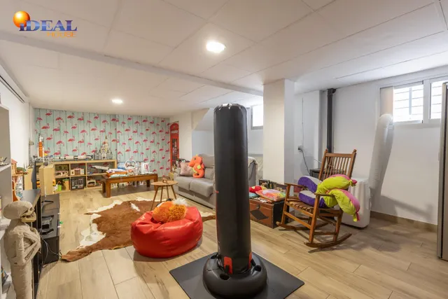 Espacio, confort y calidad: magnífica vivienda unifamiliar adosada — 23