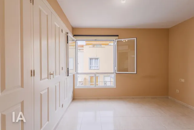 Adosado de 149 m2 con terrazas y garaje para dos coches en Tegueste — 44