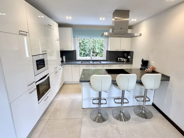 Chalet 5 habitaciones 220m² en venta - Marbella — 8
