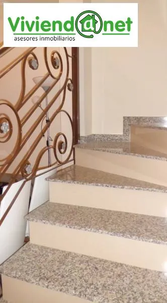 PRECIOSO DUPLEX EN URBANIZAC.CON PISCINAS Y JARDINES — 43
