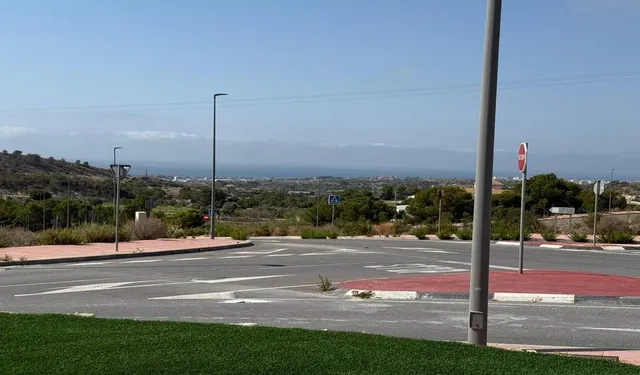 ALTO STANDING - GRAN LUJO - Se vende VILLA INDEPENDIENTE CON PISCINA PRIVADA — 7