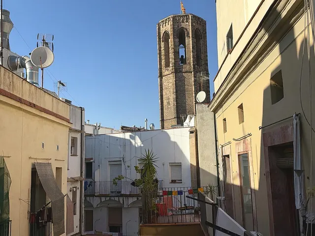 Encantador piso con elementos arquitectónicos originales en el Barrio Gótico de Barcelona — 18