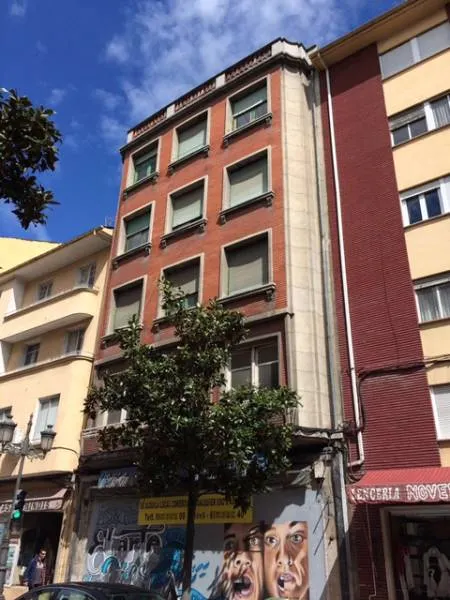SE VENDE EDIFICIO EMBLEMÁTICO EN EL CENTRO DE PONFERRADA — 4