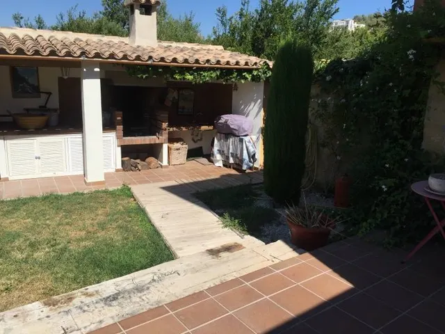 Se vende  precioso chalet casa rural con todas los servicios a las faldas del Puig campaña — 32