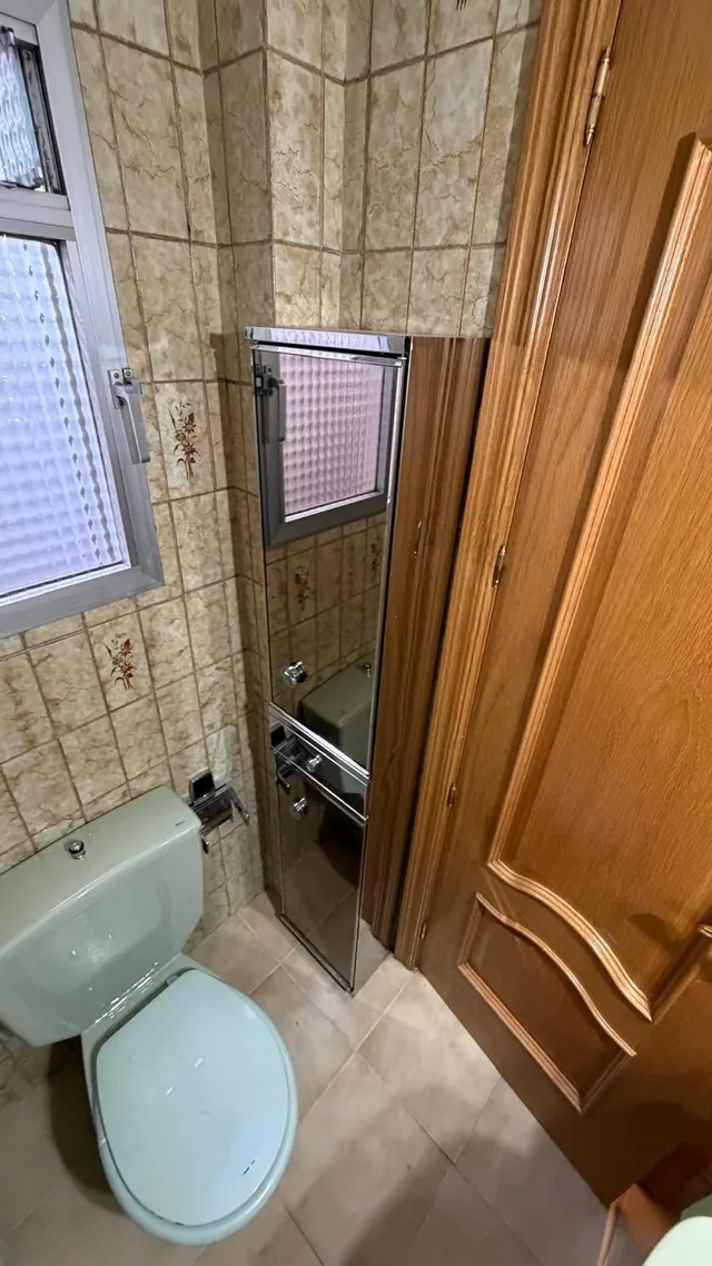Oportunidad en calle alcala, piso de 3 dormitorios, 2 salones, 2 baños, terraza y ascensor. — 22