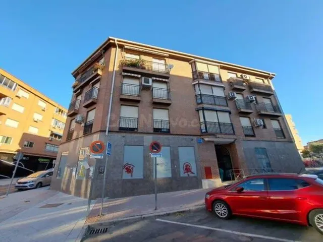 VENTA LOCAL EN RENTABILIDAD CALLE MARGARITA, 1. LEGANÉS. - foto 2