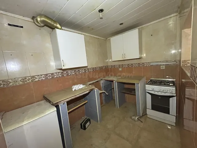 SE VENDE CASA EN TERRASSA, ZONA LA MAURINA - foto 3