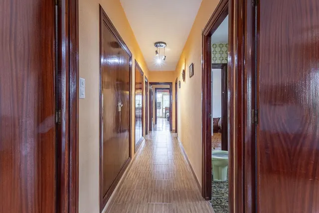 Gran casa con parcela y piscina en Cájar — 23