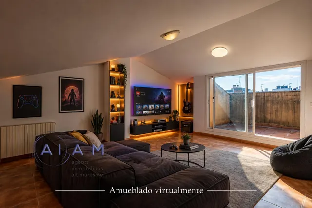 EN EXCLUSIVA CASA ADOSADA CON TERRAZAS Y MUCHO ESPACIO EN SANTA SUSANNA — 26