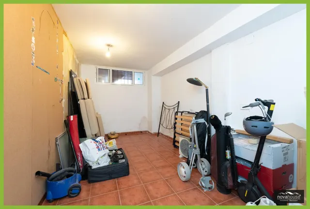 CHALET ADOSADO CON VISTAS AL CAMPO DE GOLF — 28