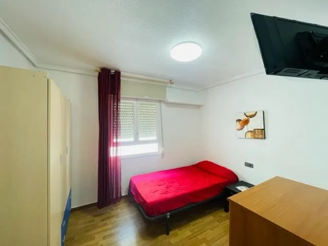 piso de 3 habitaciones , cerca  DE TODO — 7