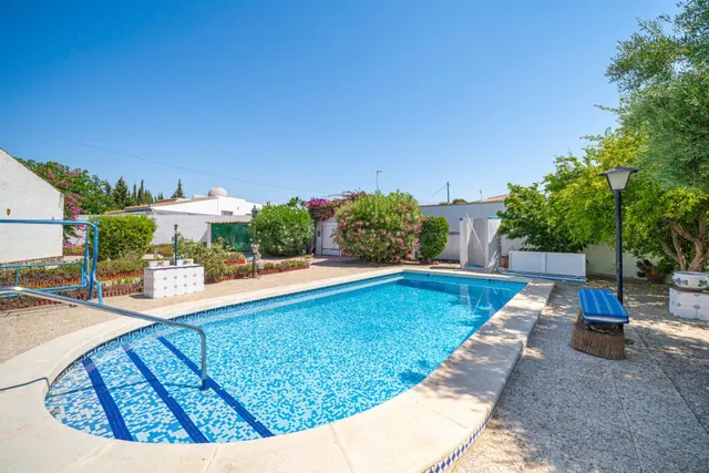 Villa 4 habitaciones 235m² en venta - Centro de la Ciudad Qu - foto 3