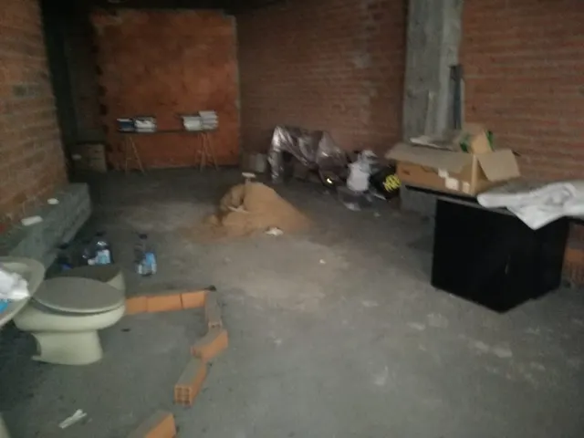 LOCAL EN VENTA EN CARDENAL CISNEROS (EN ORIGEN) — 8