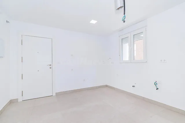 Piso nuevo a estrenar, muy luminoso en Atarfe — 3