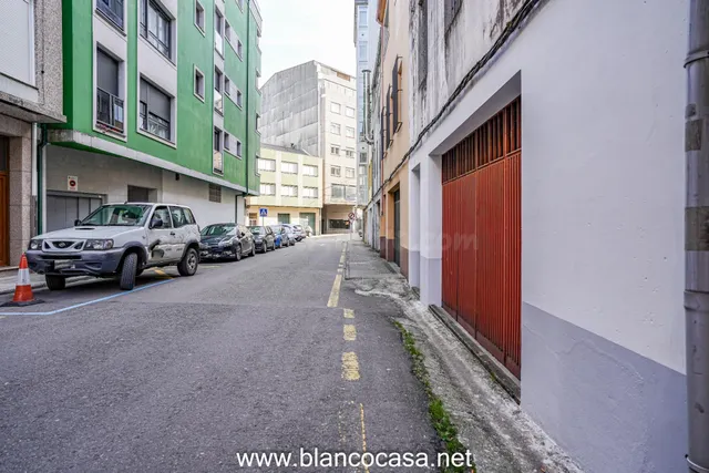 Espacio amplio y versátil en Carballo ideal para uso comerci