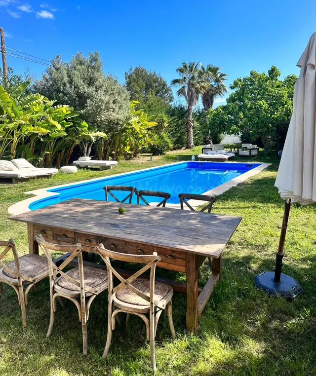 ENCANTADORA VILLA CON ESTUDIO INDEPENDIENTE - foto 3