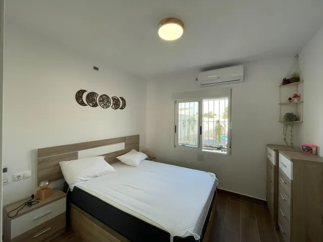 Bonito Bungalow Planta Baja con Piscina Privada — 7