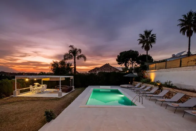Chalet 4 habitaciones 273m² en venta - Marbella — 40