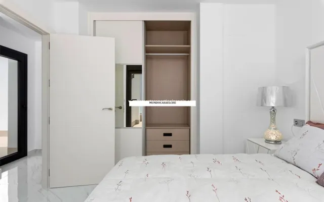 CHALET DE DISEÑO CON PISCINA PROPIA — 25