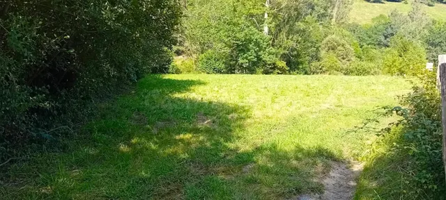 TERRENO EN GURIEZO, SE PUEDE HACER UNA VIVIENDA - foto 3