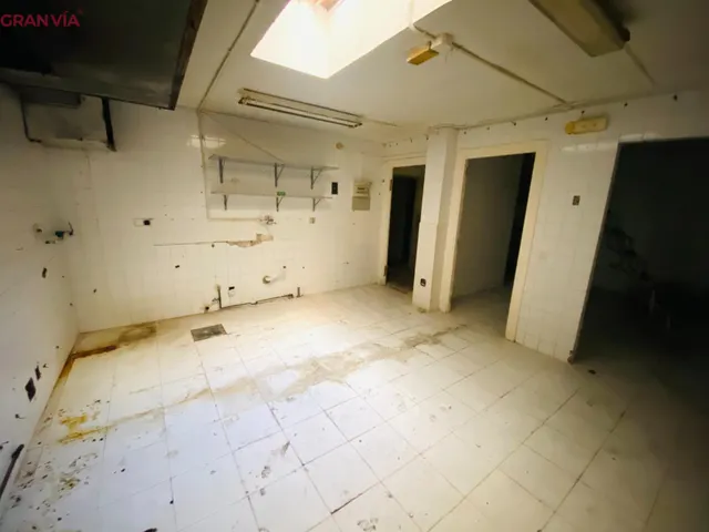 Local comercial en venta en Logroño — 8